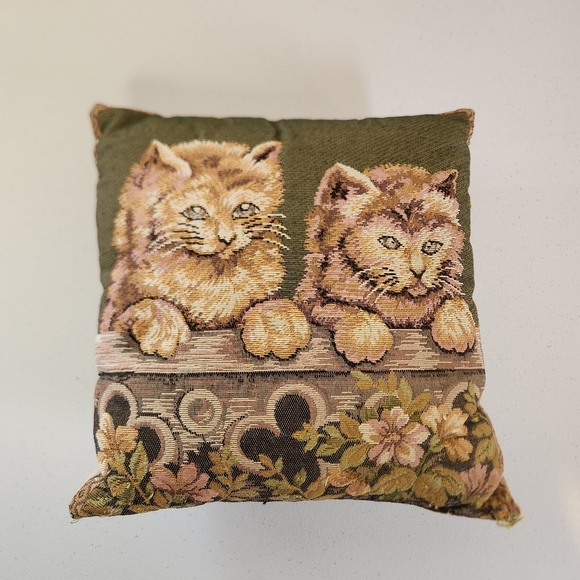 Vintage Cat Tapestry Decorative Throw Pillow Cats Floral Square 90s 1990s Cute - Picture 1 of 5
